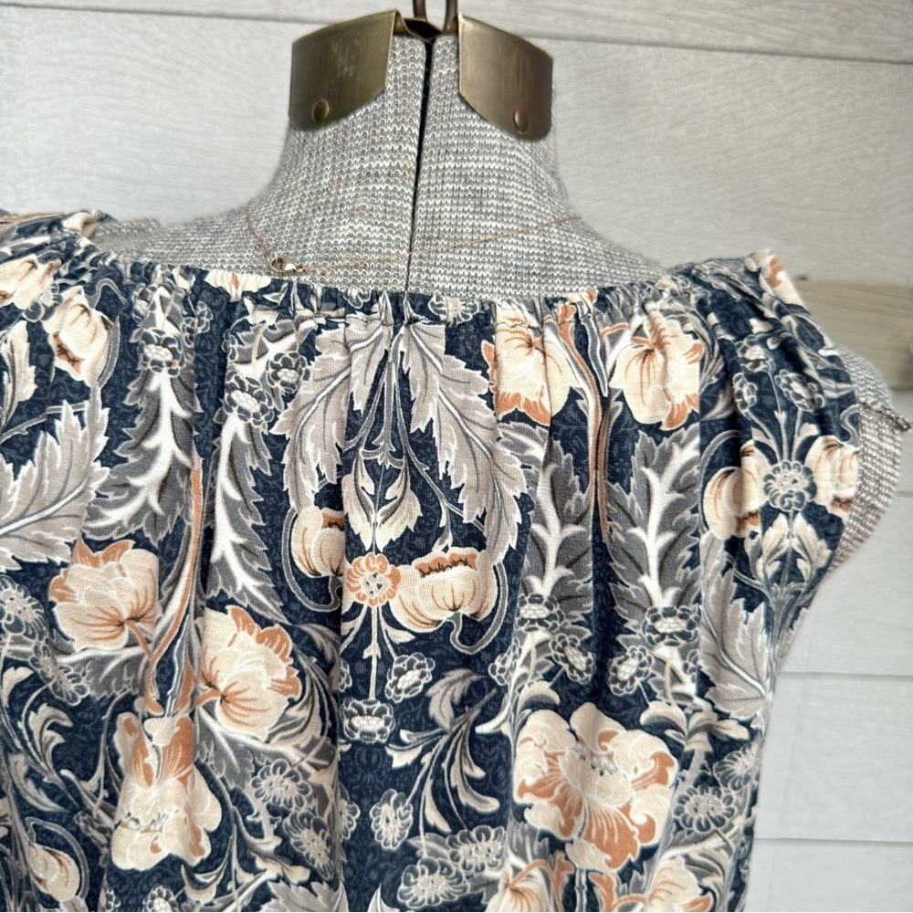 LOFT Floral Sleeveless Blouse Small Blue Green Peach Easy Fit Relaxed Summer Top - Picture 7 of 9